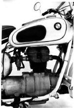 BMW R27 in Dover White